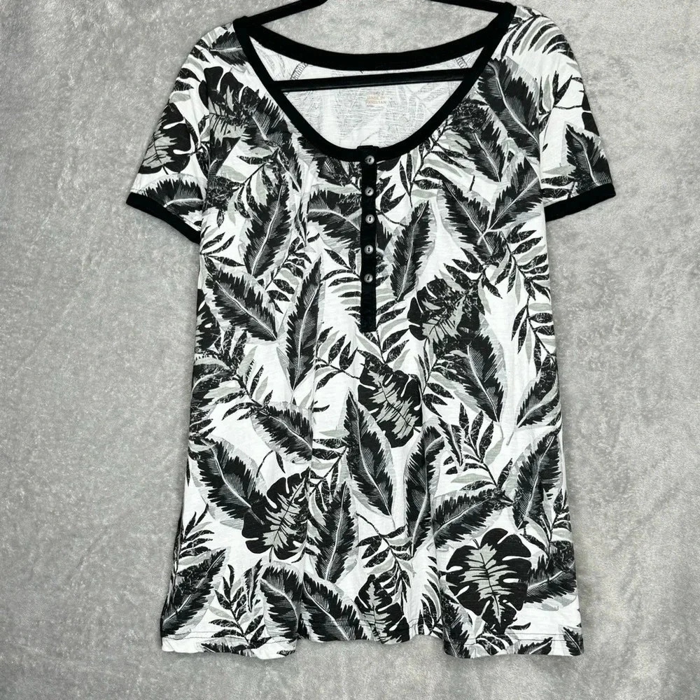 Woman Within 18 20 Shirt Top Black Floral Henley Scoop Neck Short Sleeve Cotton